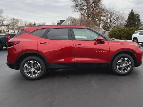 Used 2024 Chevrolet Blazer LT w/ Convenience Package image 9