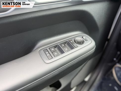 Used 2026 Hyundai Santa Fe SEL AWD/4WD image 17