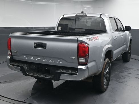 Used 2022 Toyota Tacoma SR5 image 8