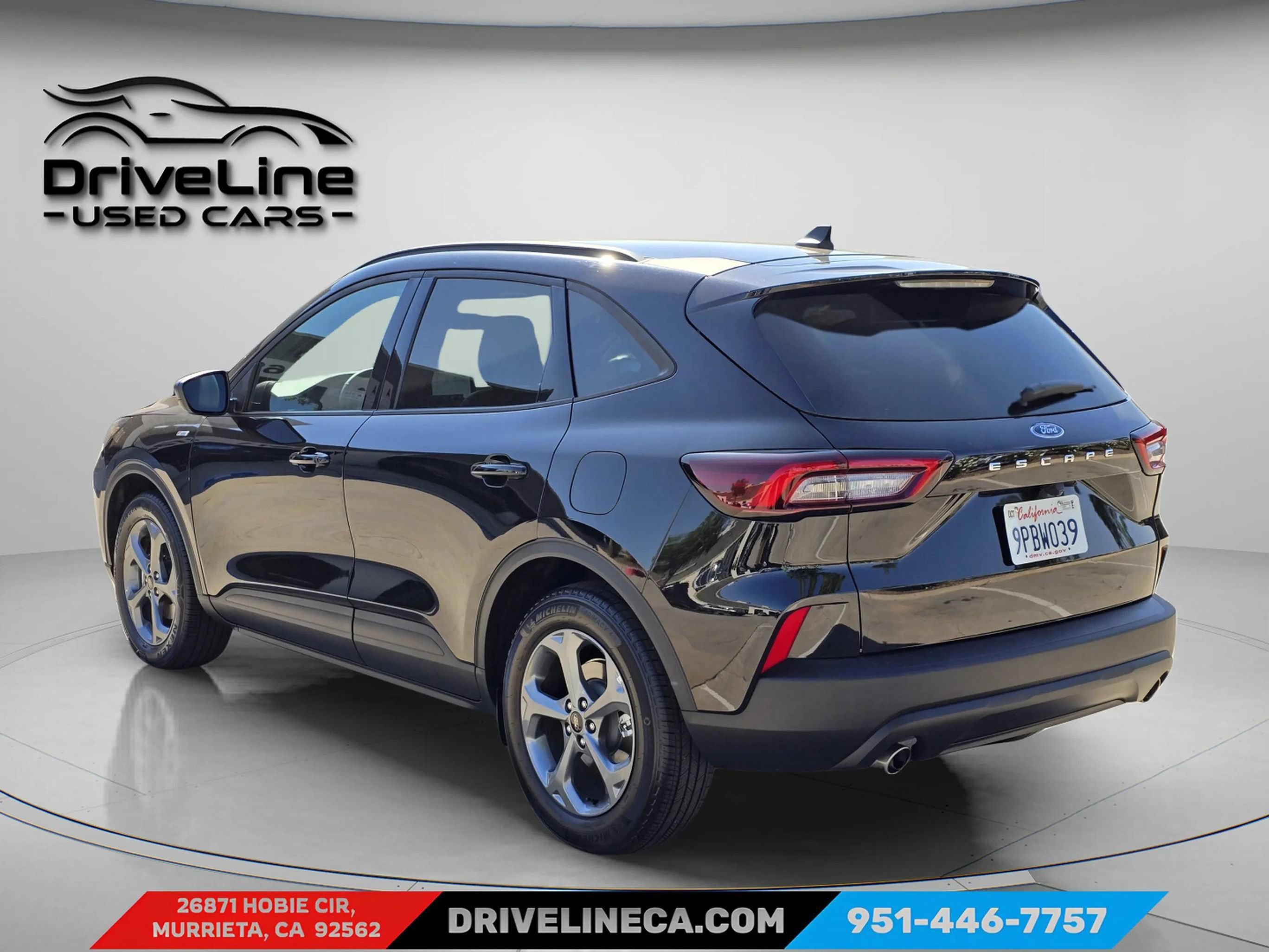 Used 2025 Ford Escape ST-Line FWD image 12