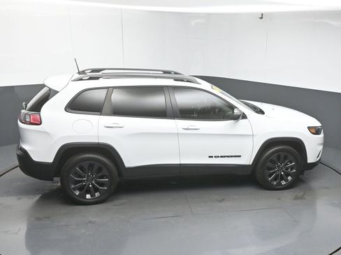 Used 2021 Jeep Cherokee Latitude Lux 80th Anniv w/ Quick Order Package 26U 80TH image 47