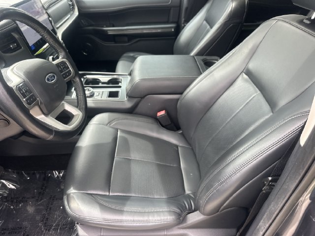 Used 2023 Ford Expedition XLT RWD image 21