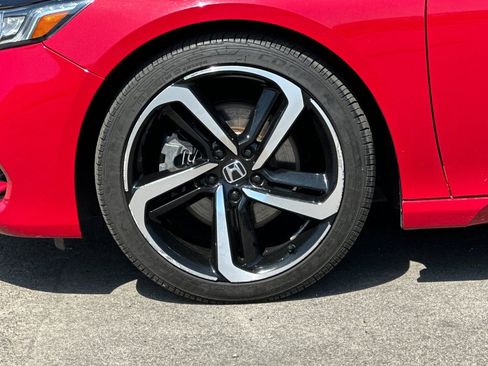 Used 2018 Honda Accord Sport image 30