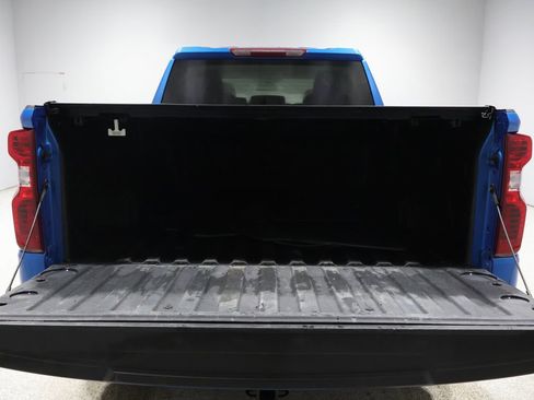 Used 2022 Chevrolet Silverado 1500 Custom image 5