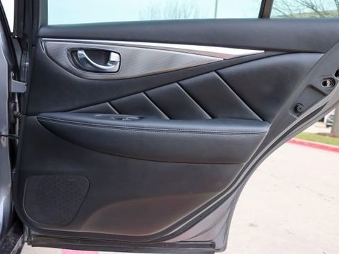 Used 2016 INFINITI Q50 Premium image 11