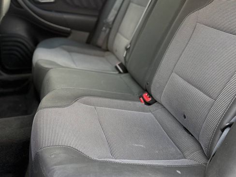 Used 2016 Ford Taurus SEL AWD/4WD image 17