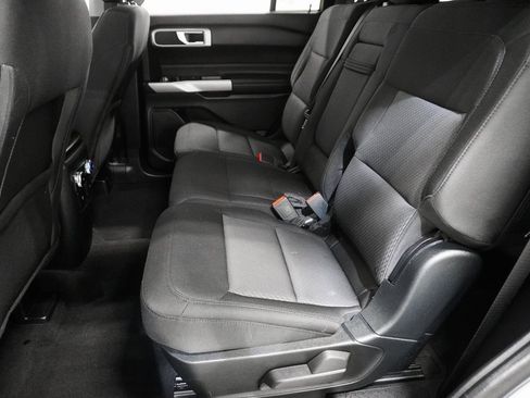 Used 2022 Ford Explorer XLT w/ Class IV Trailer Tow Package image 16