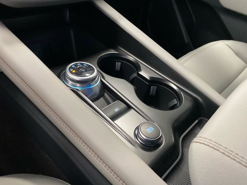 New 2026 Ford Explorer Active w/ Active Comfort Package image 25