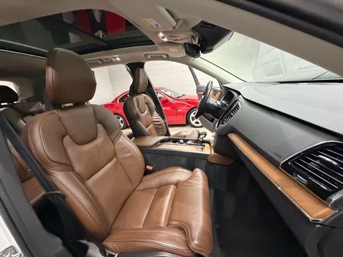 Used 2018 Volvo XC90 T6 Inscription w/ Convenience Package AWD/4WD image 37