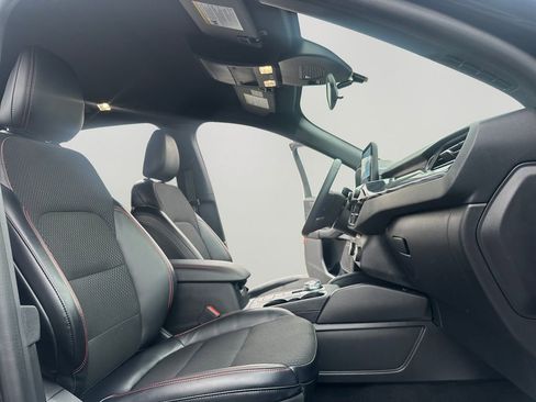 Used 2025 Ford Escape ST-Line image 24