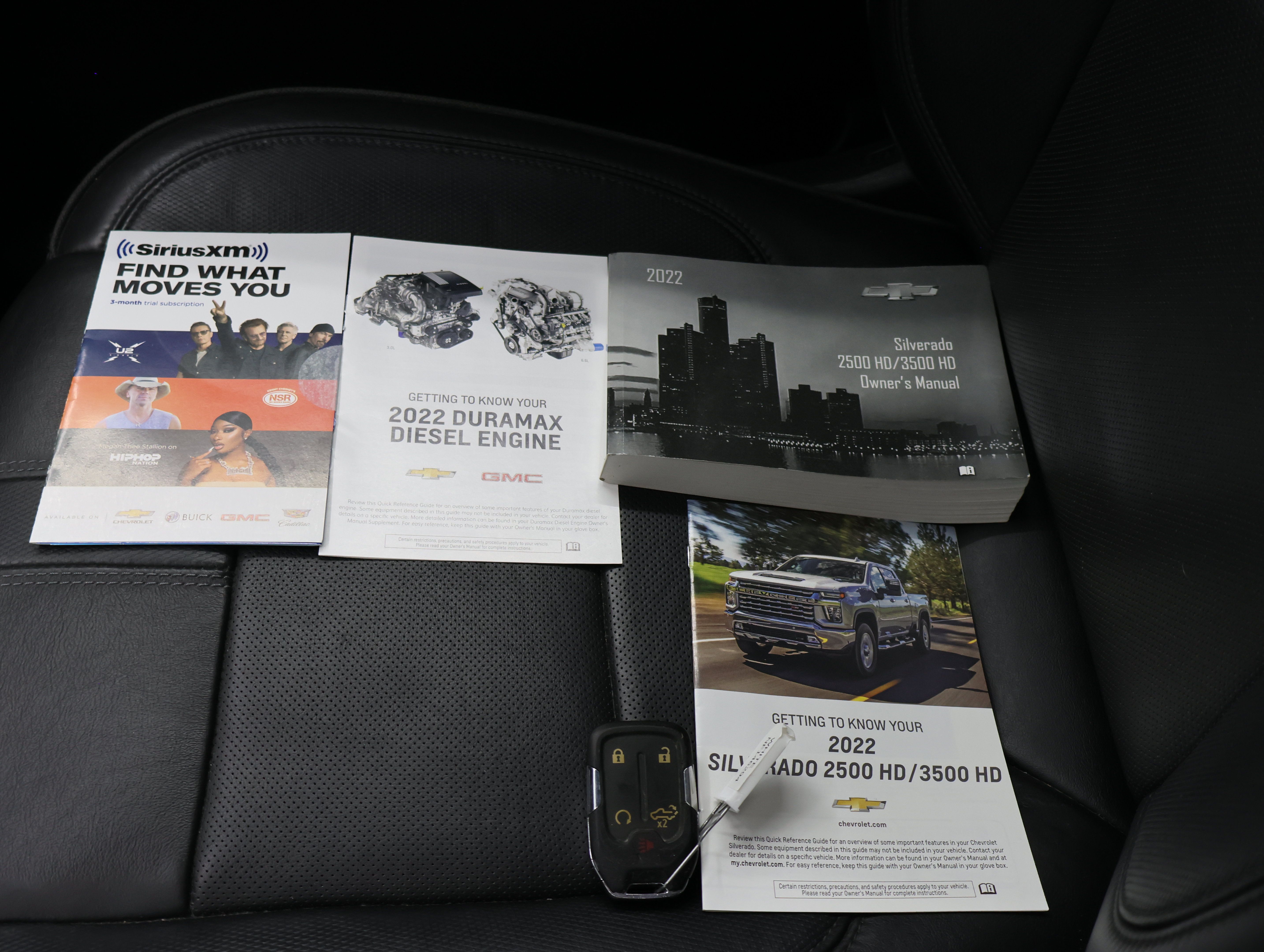 Used 2022 Chevrolet Silverado 3500 High Country w/ Snow Plow Prep/Camper Package AWD/4WD image 78