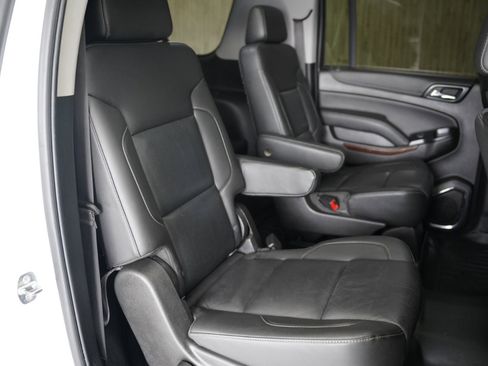 Used 2019 GMC Yukon XL SLT image 38