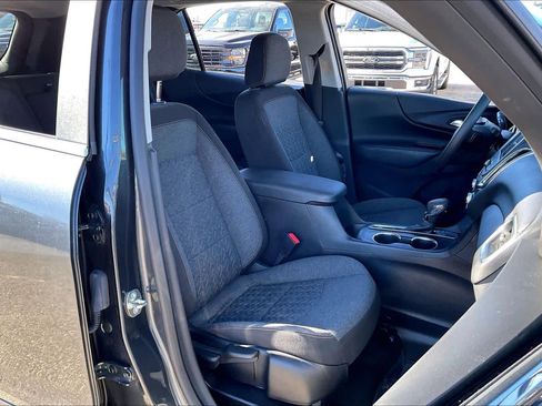 Used 2023 Chevrolet Equinox LT image 16