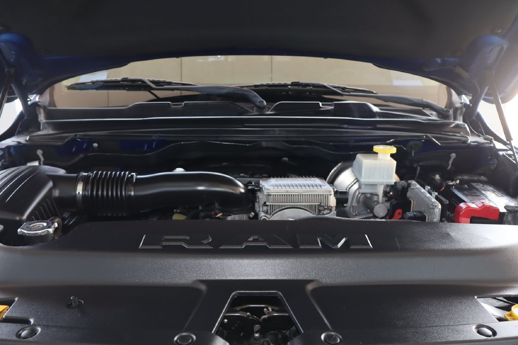Used 2019 RAM 1500 Laramie AWD/4WD image 45