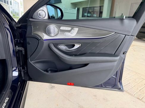 Used 2019 Mercedes-Benz E 63 AMG S image 37