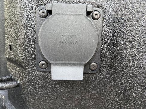 New 2026 Chevrolet Silverado 1500 High Country image 36