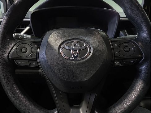 Certified 2025 Toyota Corolla LE FWD image 25