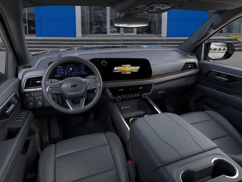 New 2026 Chevrolet Suburban Z71 image 15