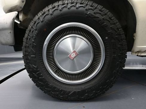 Used 1995 Ford E-150 and Econoline 150 Club Wagon RWD image 15