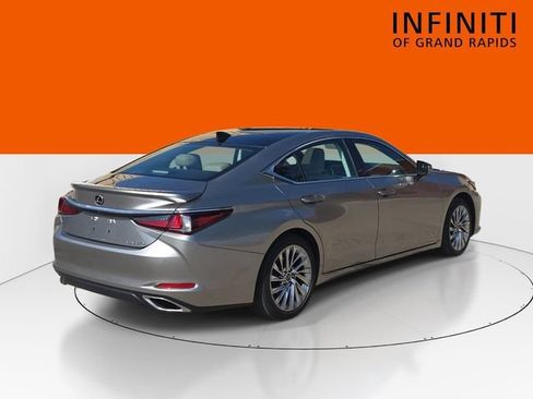 Used 2021 Lexus ES 350 w/ Accessory Package 2 FWD image 5