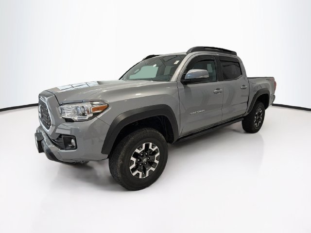 Certified 2019 Toyota Tacoma TRD Off-Road w/ TRD Premium Off Road Package AWD/4WD image 3