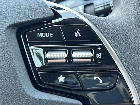 New 2026 Kia Niro LX FWD image 19