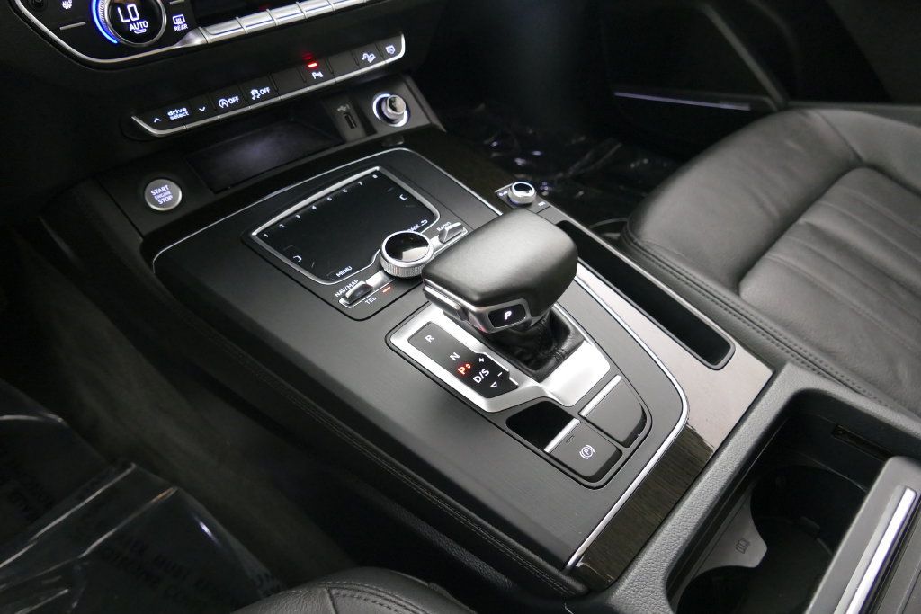Used 2019 Audi Q5 Premium AWD/4WD image 25