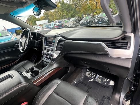 Used 2018 GMC Yukon SLT image 23
