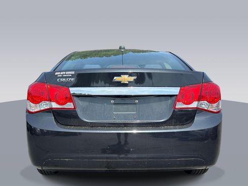 Used 2016 Chevrolet Cruze LS FWD image 7