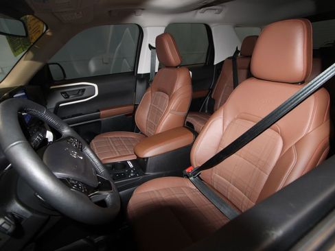 Used 2023 Ford Bronco Sport Heritage Limited image 4