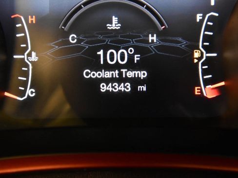 Used 2018 Jeep Compass Trailhawk w/ Leather Interior Group image 28