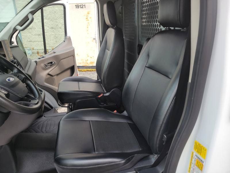 Used 2020 Ford Transit 150 Low Roof RWD image 3