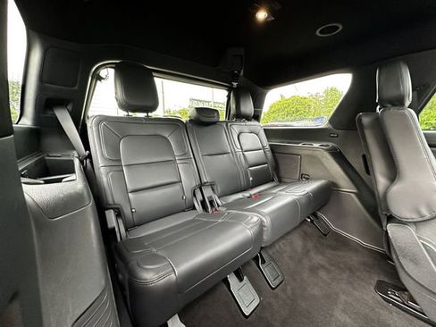 Certified 2023 Lincoln Navigator Reserve AWD/4WD image 38