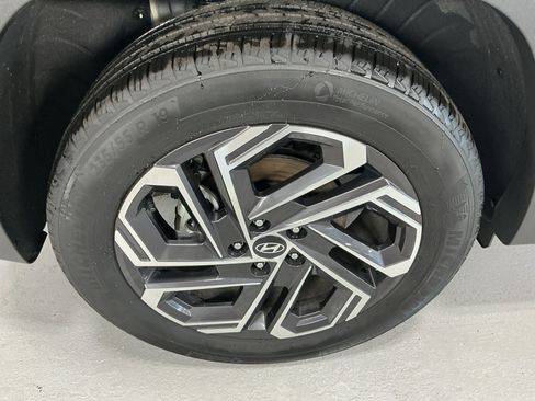 Used 2026 Hyundai Tucson Limited AWD/4WD image 5
