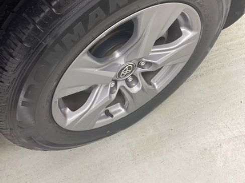 Used 2023 Toyota RAV4 XLE image 12