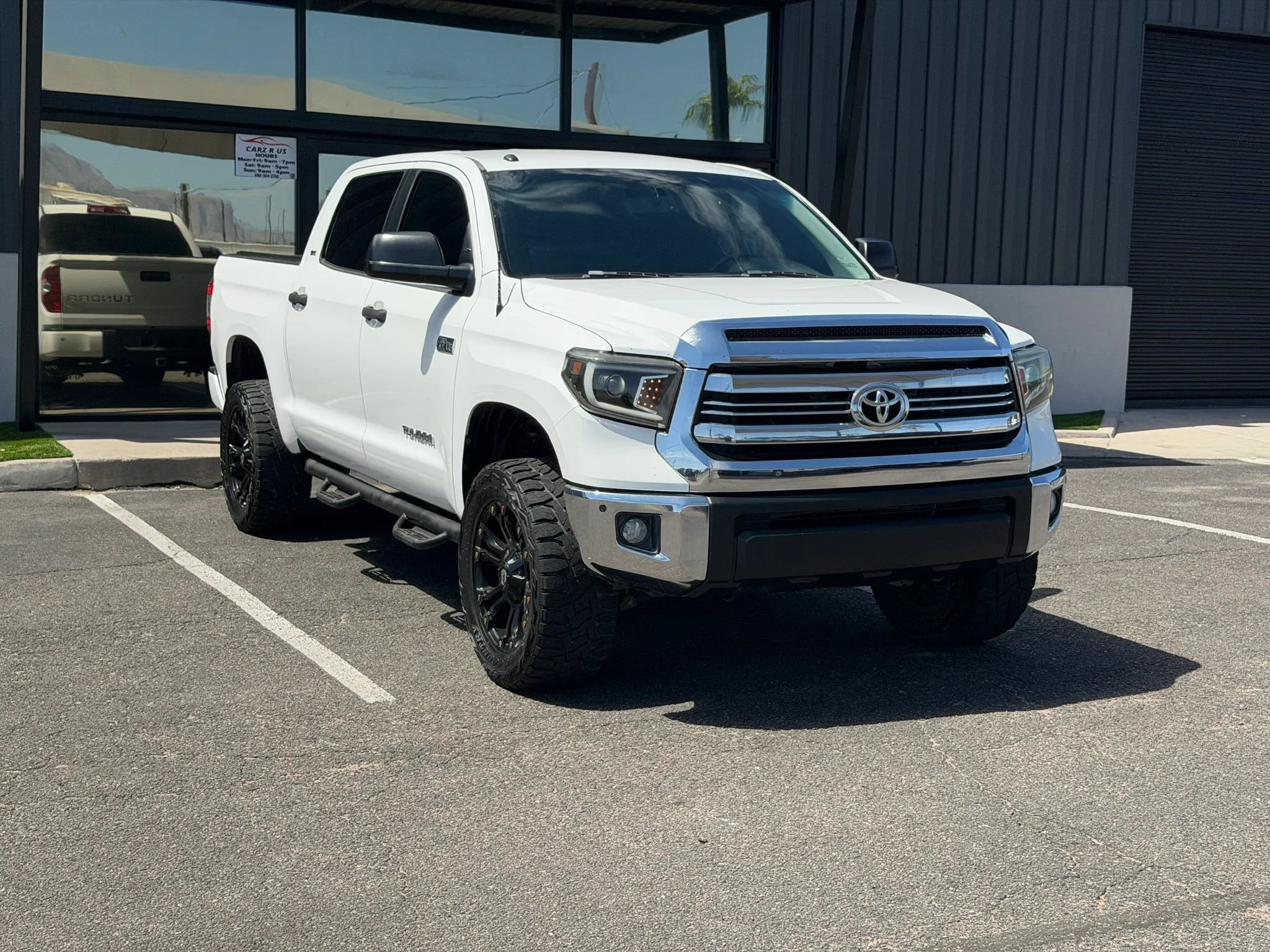 Used 2016 Toyota Tundra SR5 w/ SR5 Upgrade Package RWD image 12