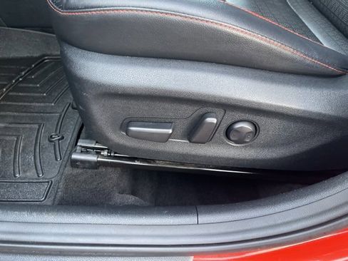 Used 2020 Kia Niro Touring image 20