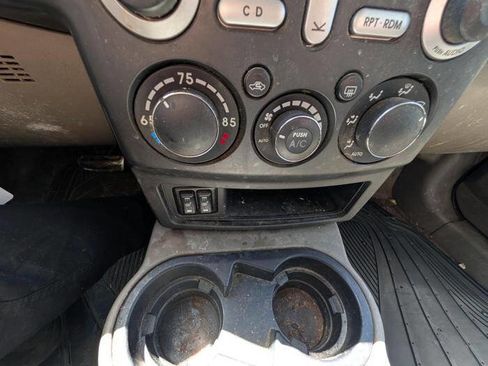 Used 2006 Mitsubishi Endeavor Limited AWD/4WD image 36