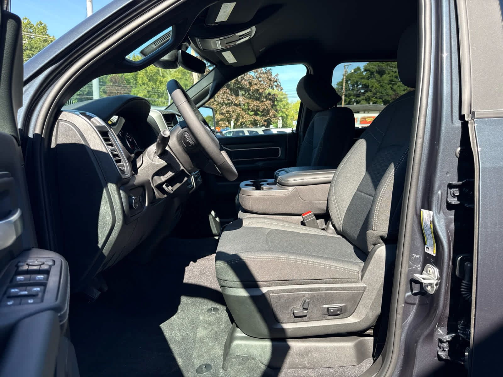 New 2027 RAM 3500 Big Horn AWD/4WD image 11