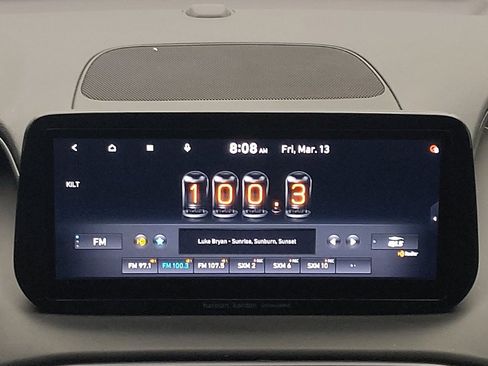 Used 2021 Hyundai Santa Fe Limited w/ Cargo Package image 25