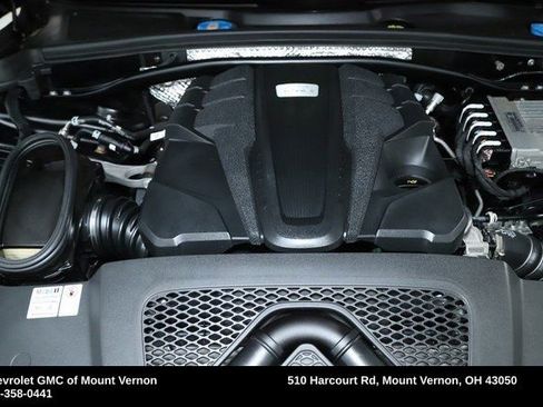 Used 2021 Porsche Macan S image 37