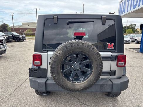 Used 2013 Jeep Wrangler Sport image 6