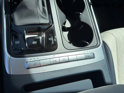 New 2026 Kia Carnival EX FWD image 20