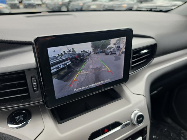 Certified 2024 Ford Explorer XLT RWD image 27