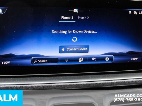Used 2025 Mercedes-Benz GLE 450e 4MATIC w/ Winter Package image 35