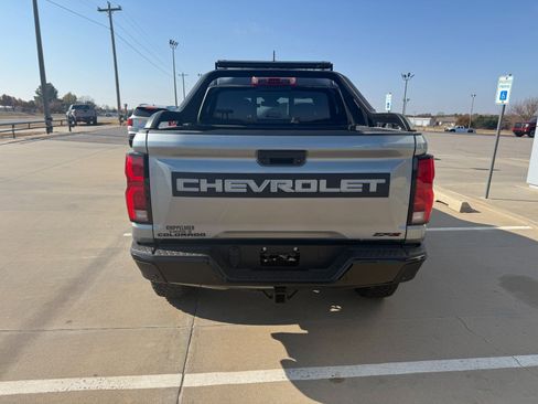 Used 2023 Chevrolet Colorado ZR2 w/ Desert Boss Special Edition image 2