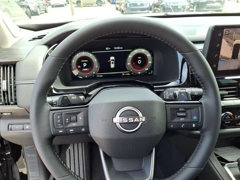 New 2026 Nissan Pathfinder Platinum w/ Cargo Package AWD/4WD image 17