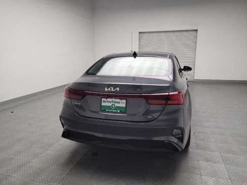 Used 2023 Kia Forte LXS FWD image 7