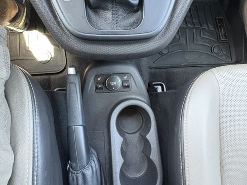 Used 2016 Ford Transit Connect Titanium FWD image 15