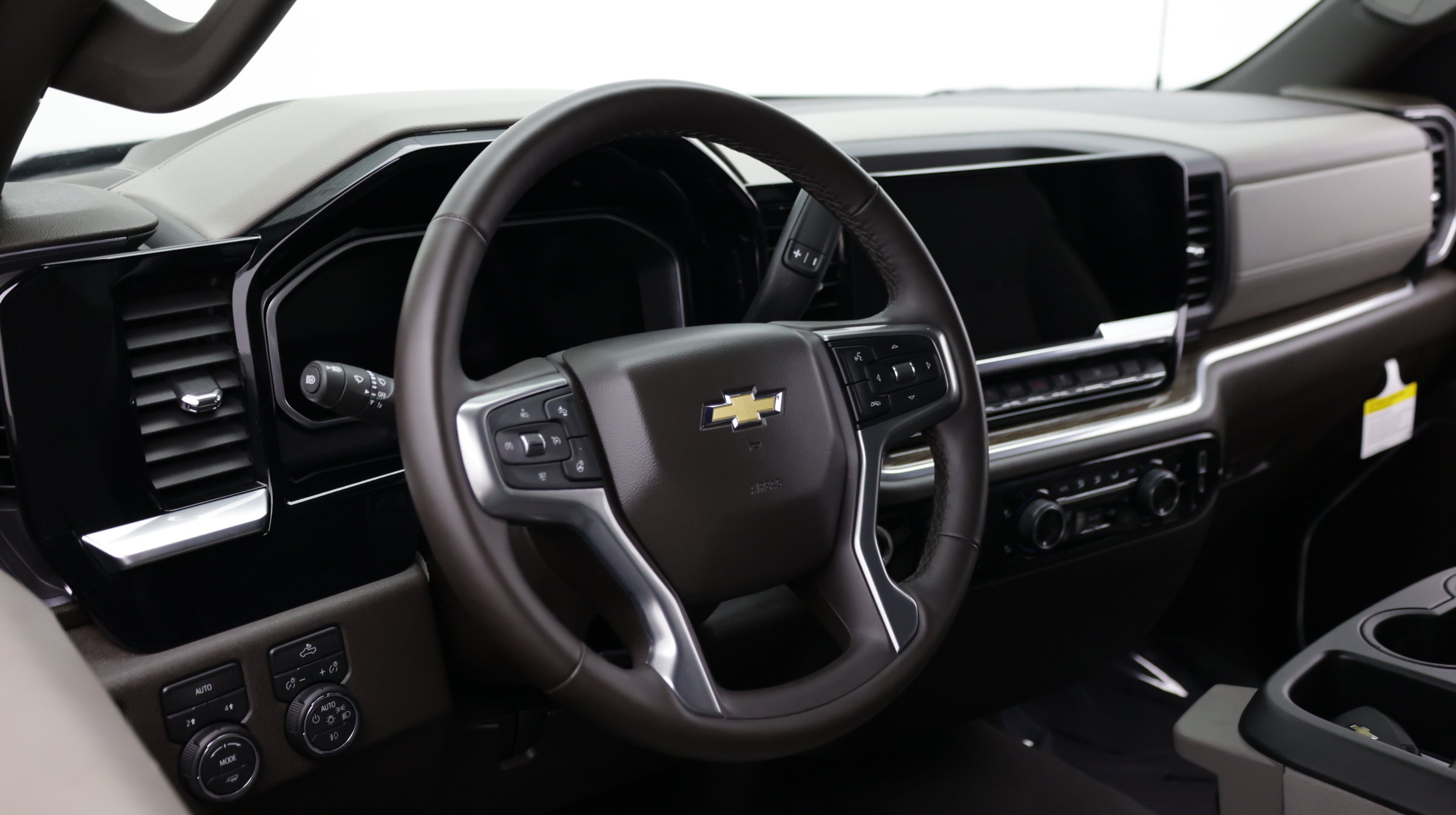 Used 2026 Chevrolet Silverado 1500 RST AWD/4WD image 10